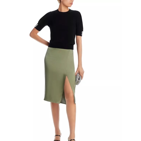 Luxurious 100% Cashmere Crystal Button Short Sleeve Sweater By Aqua in Black - Picture 2 of 7